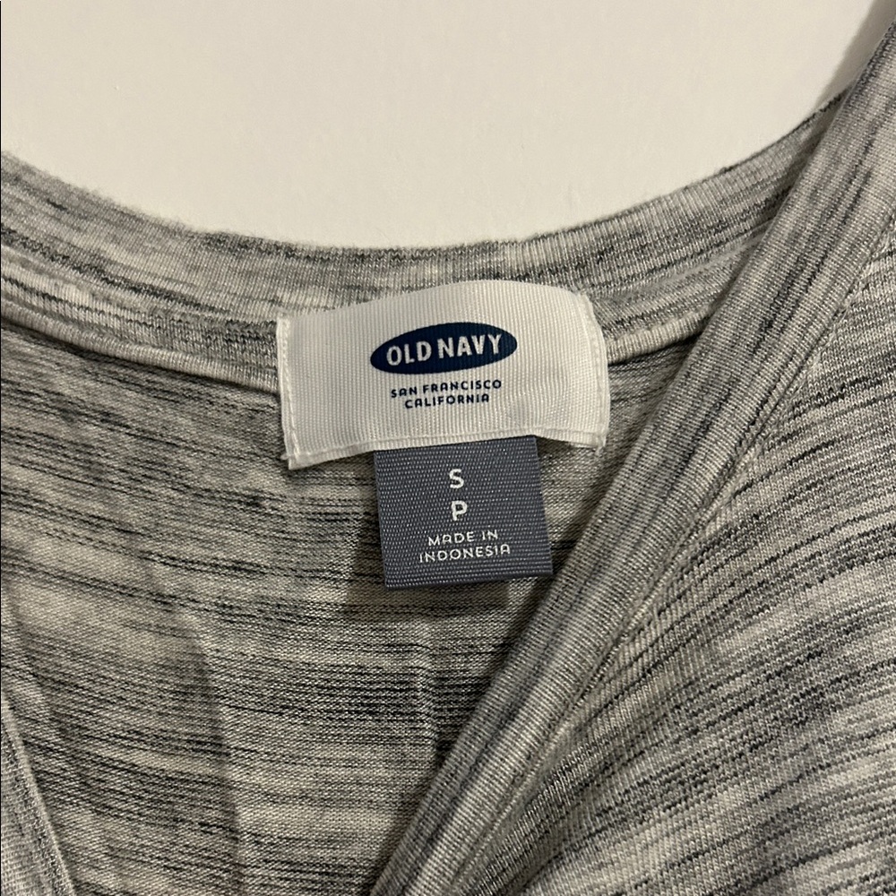 Gray Tank Top - Picture 2 of 5